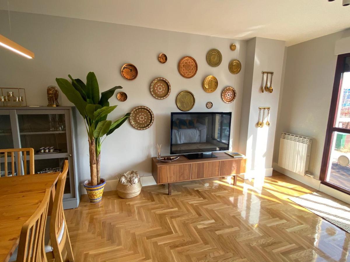 Apartamento Ideal A La Entrada De Salamanca !!! Santa Marta de Tormes Dış mekan fotoğraf