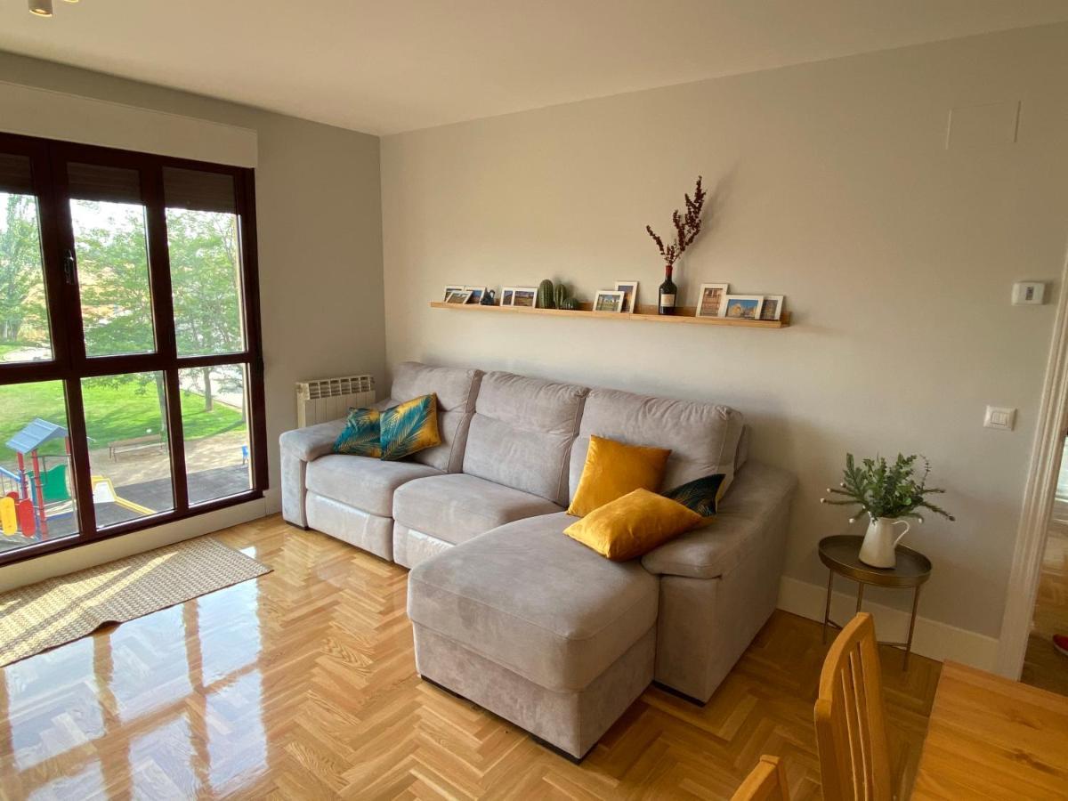 Apartamento Ideal A La Entrada De Salamanca !!! Santa Marta de Tormes Dış mekan fotoğraf